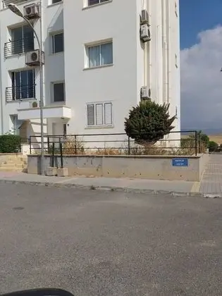 Ev, 1 Büyük (Queen) Boy Yatak ve Çekyat