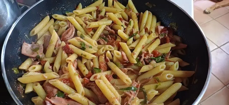 Apart Daire, 1 Büyük (Queen) Boy Yatak