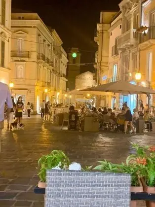 Ev, 1 En Büyük (King) Boy Yatak ve Çekyat