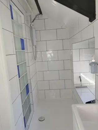 Kır Evi, 1 Büyük (Queen) Boy Yatak ve Çekyat