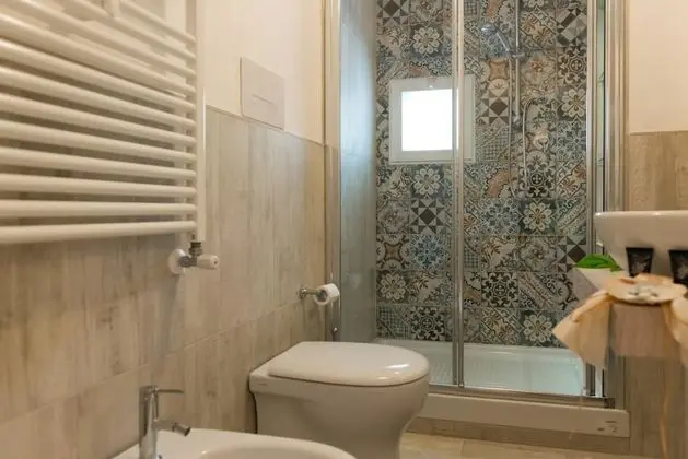 Traditional Tek Büyük Yataklı Oda