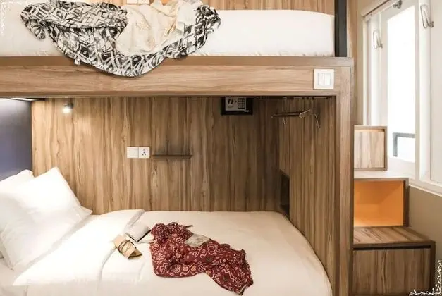 Twin Room (Camper)