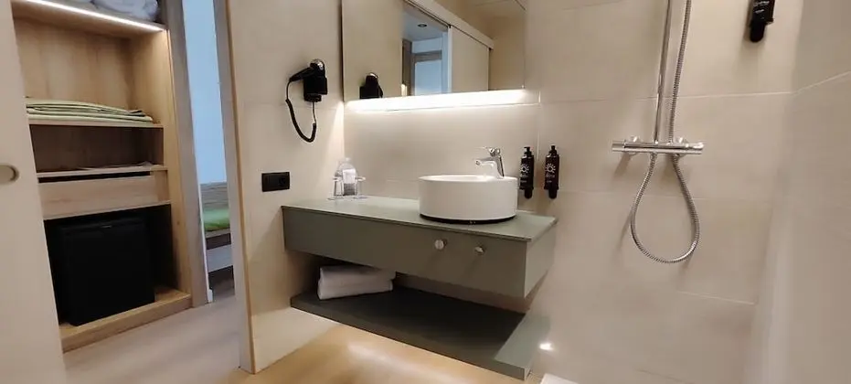 Üç Kişilik Oda (2 adults + 1 child)