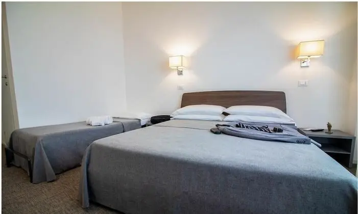 Üç Kişilik Oda, Balkon, Deniz Manzaralı