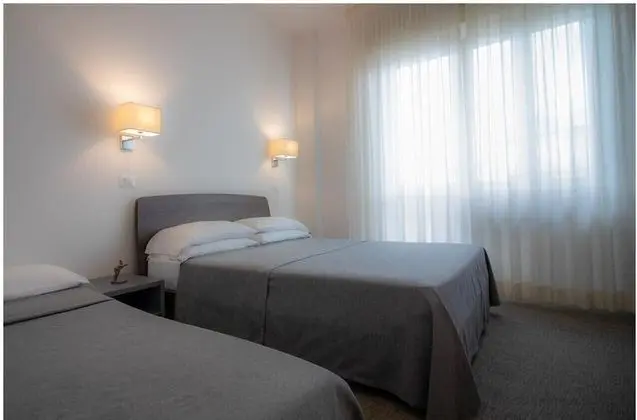 Üç Kişilik Oda, Balkon, Deniz Manzaralı