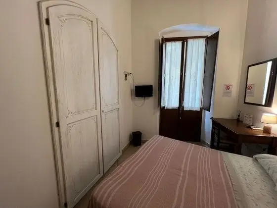 Tek Büyük Yataklı Oda, Balkon (External private bathroom)