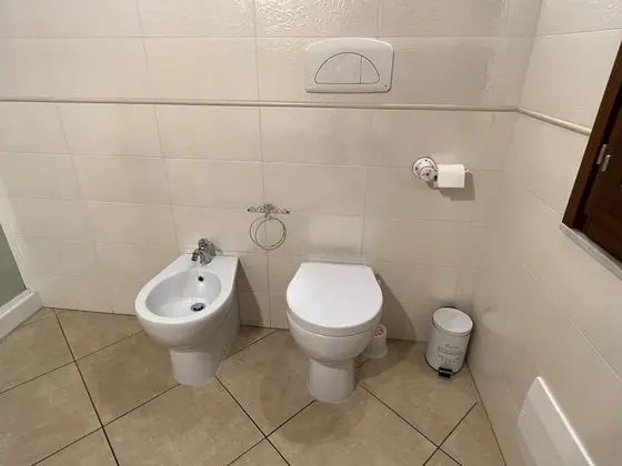 Tek Büyük Yataklı Oda, Balkon (External private bathroom)