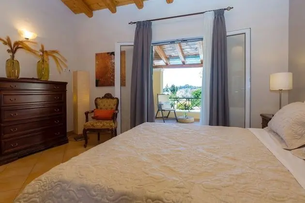 Villa, 2 Yatak Odası, Veranda, Havuz Manzaralı