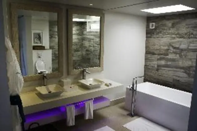 CHALET