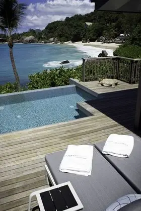 Ocean View Pool Chalet