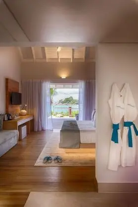 Ocean View Pool Chalet