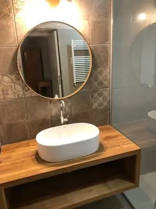 Tek Büyük veya İki Ayrı Yataklı Oda