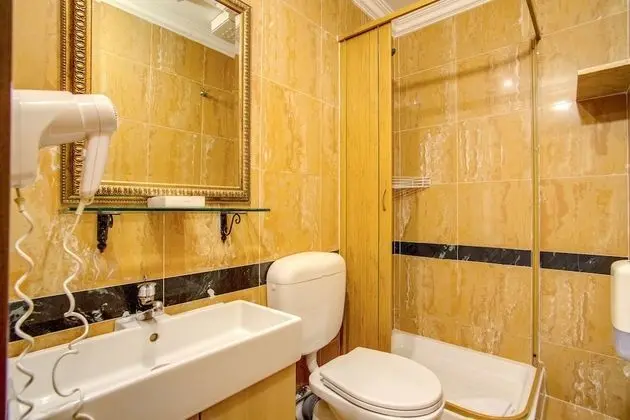 Tek Büyük Yataklı Oda (with extra bed)