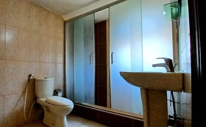 Üç Kişilik Oda