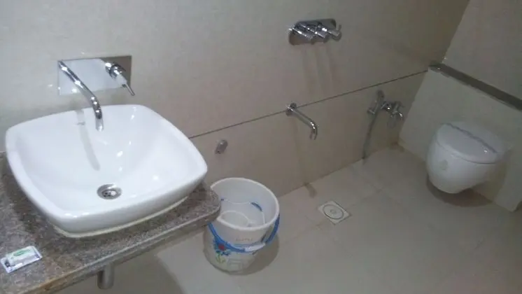 Deluxe Oda, Birden Çok Yatak Odası, Sigara İçilmez