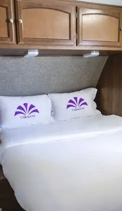 Family beachfront Caravana