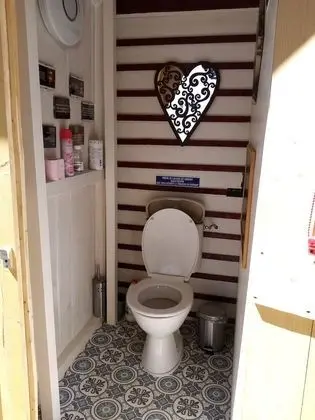 Karavan, Ortak Banyo