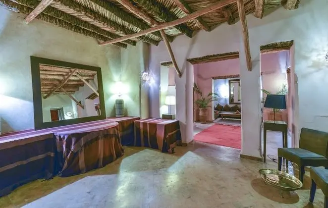 Classic Tek Büyük Yataklı Oda