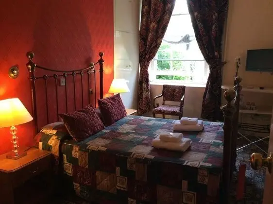 Tek Büyük Yataklı Oda