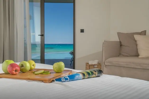 1 Çift Kişilik Veya 2 Tek Kişilik Yatak Deluxe Sea View