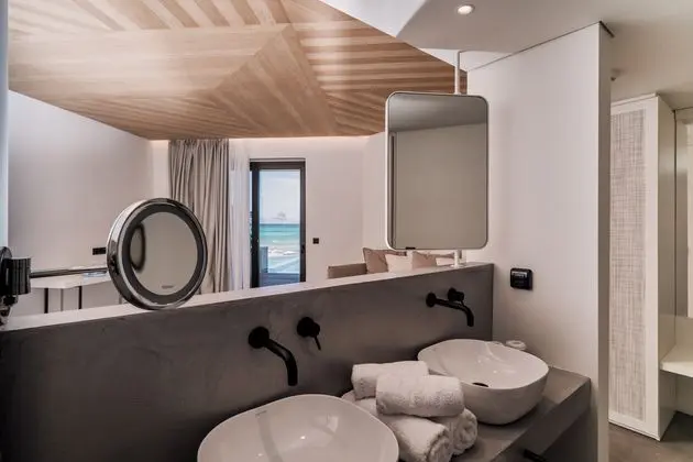 1 Çift Kişilik Veya 2 Tek Kişilik Yatak Side Sea View