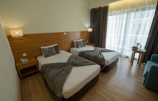 Standard Tek Büyük veya İki Ayrı Yataklı Oda