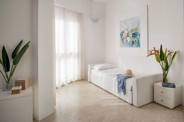 Dört Kişilik Oda, Balkon, Kısmi Deniz Manzaralı