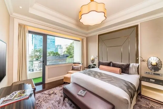 Opera View Suite - SIGNATURE LOUNGE PRIVILEGES