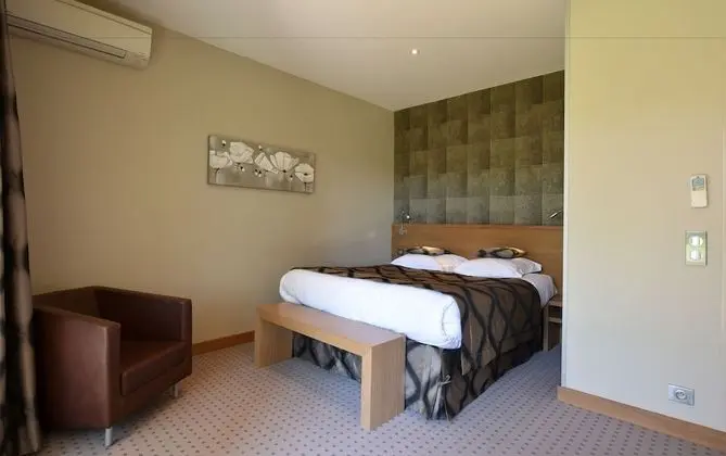 Superior Tek Büyük Yataklı Oda, Bahçe Manzaralı