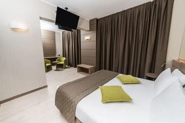 Deluxe Tek Büyük veya İki Ayrı Yataklı Oda