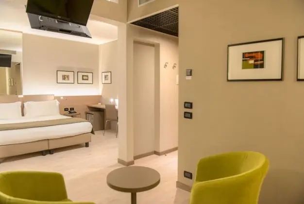 Superior Tek Büyük veya İki Ayrı Yataklı Oda