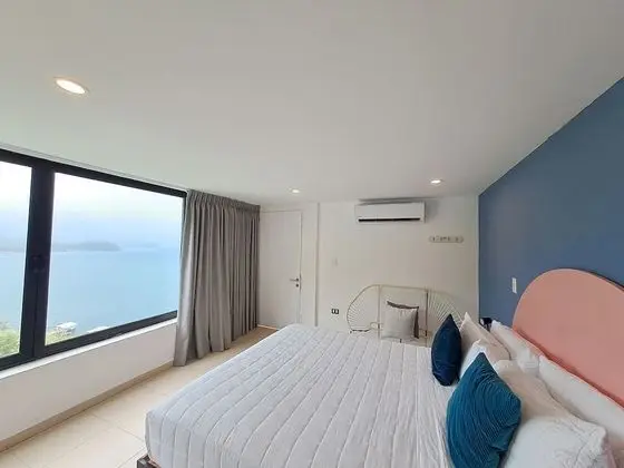 Lake View Queen