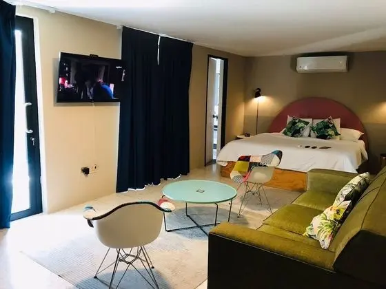 Junior Tek Büyük Yataklı Oda, 1 En Büyük (King) Boy Yatak