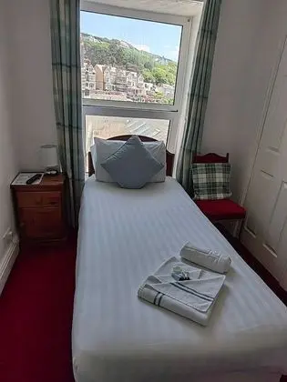 Tek Kişilik Oda, Ortak Banyo