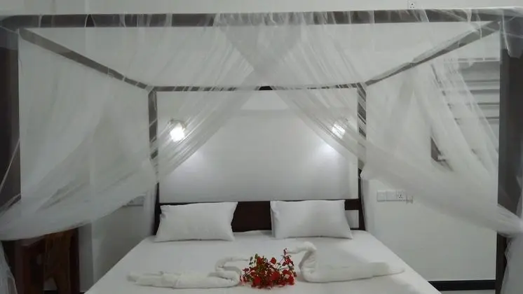 Deluxe Tek Büyük Yataklı Oda, Engellilere Uygun, Bahçe Manzaralı
