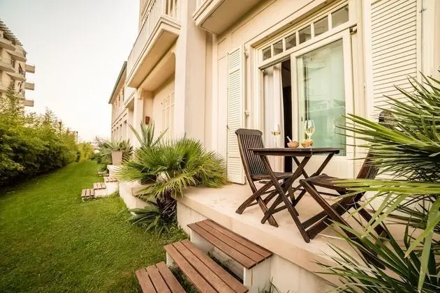 Comfort Tek Büyük veya İki Ayrı Yataklı Oda