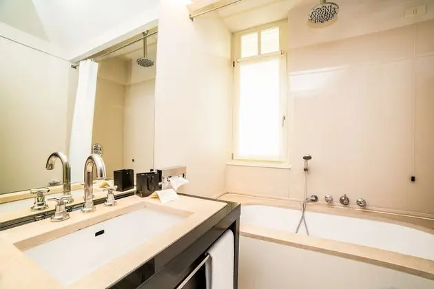 Comfort Tek Büyük veya İki Ayrı Yataklı Oda