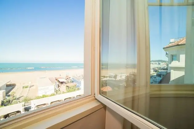 Tek Büyük Yataklı Oda, Deniz Manzaralı