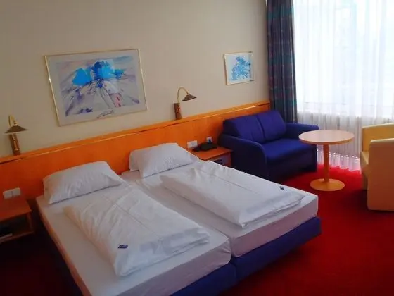 Comfort Tek Büyük veya İki Ayrı Yataklı Oda, Balkon