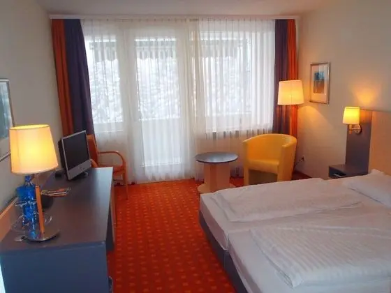 Comfort Tek Büyük veya İki Ayrı Yataklı Oda, Balkon