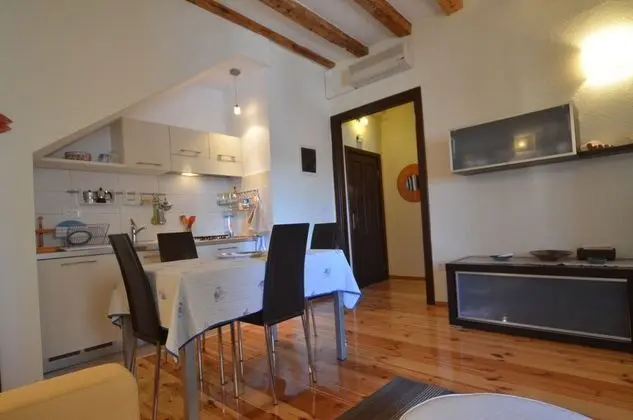 Apart Daire, Deniz Manzaralı