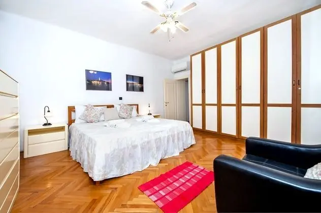 Comfort Apart Daire, 2 Yatak Odası, Teras, Şehir Manzaralı