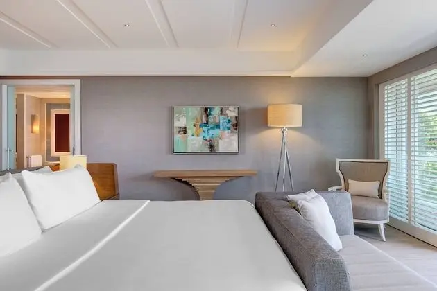 Deluxe Marine Suite, 1 King Bed, Sea view, Balcony