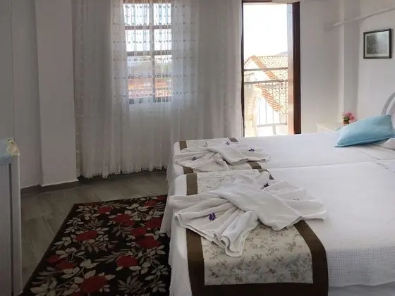 Economy Tek Büyük Yataklı Oda