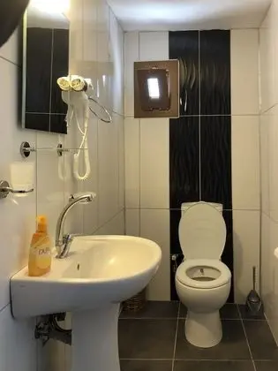 Economy Üç Kişilik Oda