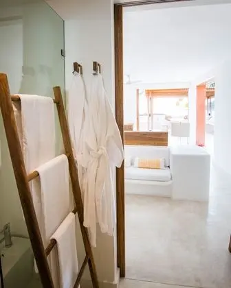 Apart Daire, Denize Sıfır