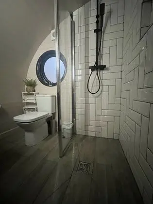 Bungalov, Özel Banyo