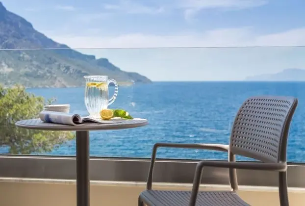 Deluxe Tek Büyük Yataklı Oda, Deniz Manzaralı