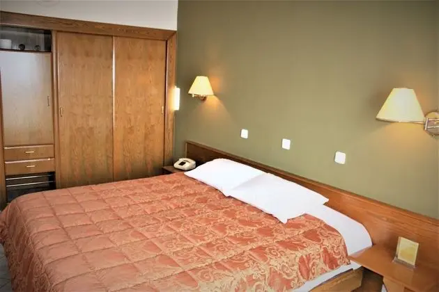 Standard Tek Büyük veya İki Ayrı Yataklı Oda