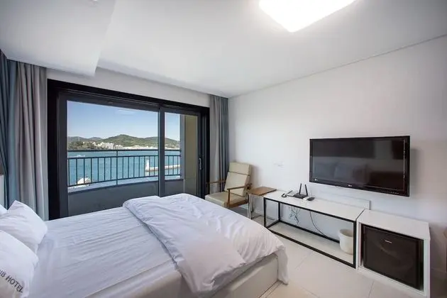 Deluxe İki Ayrı Yataklı Oda (Extra person fee 10000 KRW upon C/I)